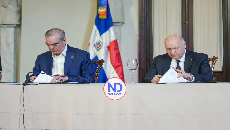 Abinader y Finjus firman alianza para blindar seguridad jurídica