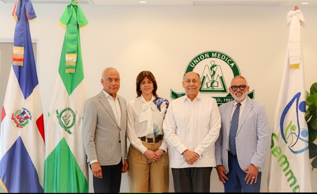 Luis Rene Canaan Rojas y Julian Sued ARS SEMMA incorpora al Hospital Las Colinas, al HEMA y Clínica Unión Médica