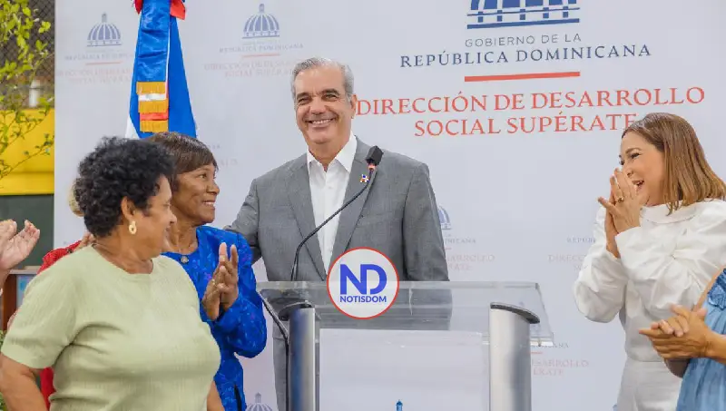 NOTISDOM FOTOS PF2026 2026 05 25T153922.988 Abinader inicia entrega del Bono Madre 2026 para beneficiar a más de un millón de mujeres vulnerables