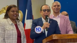 Lealtad Política reúne a Cirilo Moronta y Adriano Espaillat en homenaje a las madres dominicanas