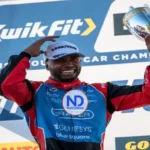 De silla de ruedas al podio: Nicolás Hamilton logra su primer trofeo en el Campeonato Británico de Turismos