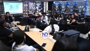 Jóvenes exigen transformación radical de la política tradicional