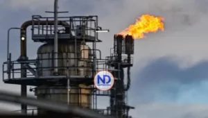 Petróleo cae hasta US$102 tras jornada marcada por la subida