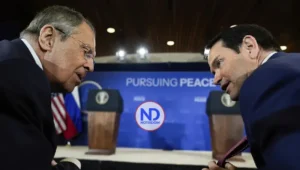 Rusia explica a Rubio necesidad de evacuar diplomáticos en Kiev