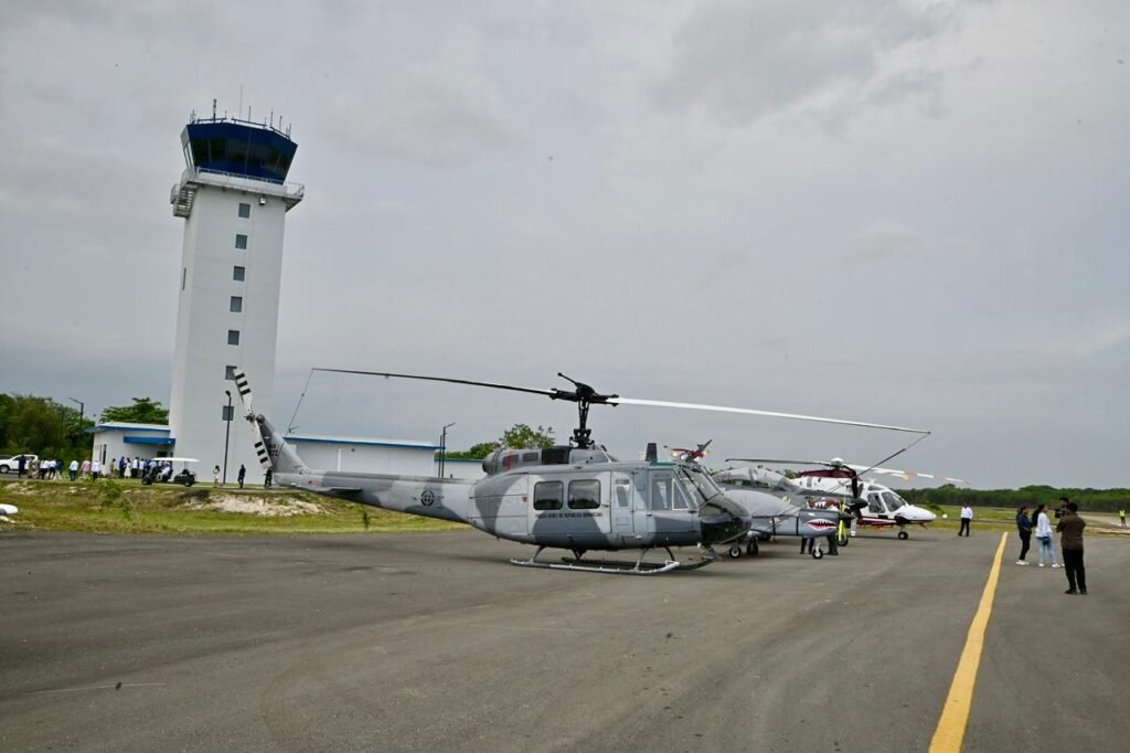 Torre de control y sistema de balizamiento de pista en la Base Aerea de San Isidro IDAC, DA y FARD inauguran torre de control y sistema de balizamiento de pista en la Base Aérea de San Isidro