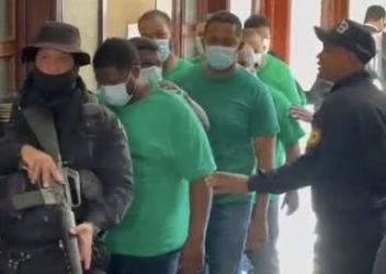 Un año de prisión para las diez personas acusadas estafar BHD 3 personas acusadas estafar BHD Un año de prisión para las diez personas acusadas estafar BHD
