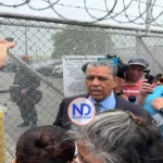 Espaillat critica aumento de fondos para ICE; afirma que no hará «la vista gorda» ante la corrupción