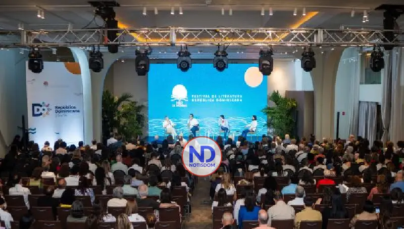 Mar de Palabras cierra jornada con diálogo sobre musicalidad