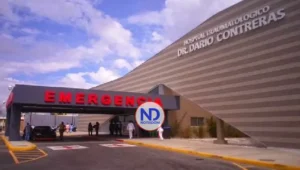 Hombre irrumpe en hospital mata una mujer y hiere a otra