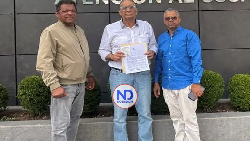 Solicitan Hacienda conforme comisión creada por Ley 16-26 2 Solicitan Hacienda conforme comisión creada por Ley 16-26