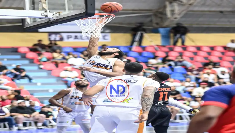 Héroes de Moca clasifican a la semifinal al vencer con drama a los Reales de la Vega en la LNB
