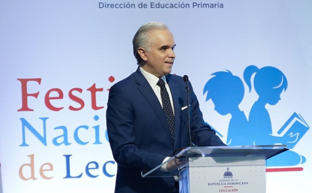 Luis Miguel De Camps 15 Ministerio de Educación celebra Festival Nacional de Lectura del Primer Ciclo de Primaria