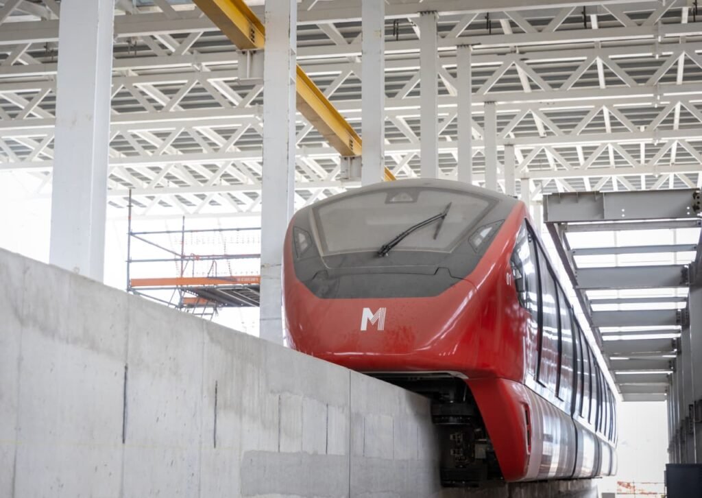 MONORRIEL 2 Abinader supervisa avances Monorriel de Santiago; obra estaría lista en agosto de este año