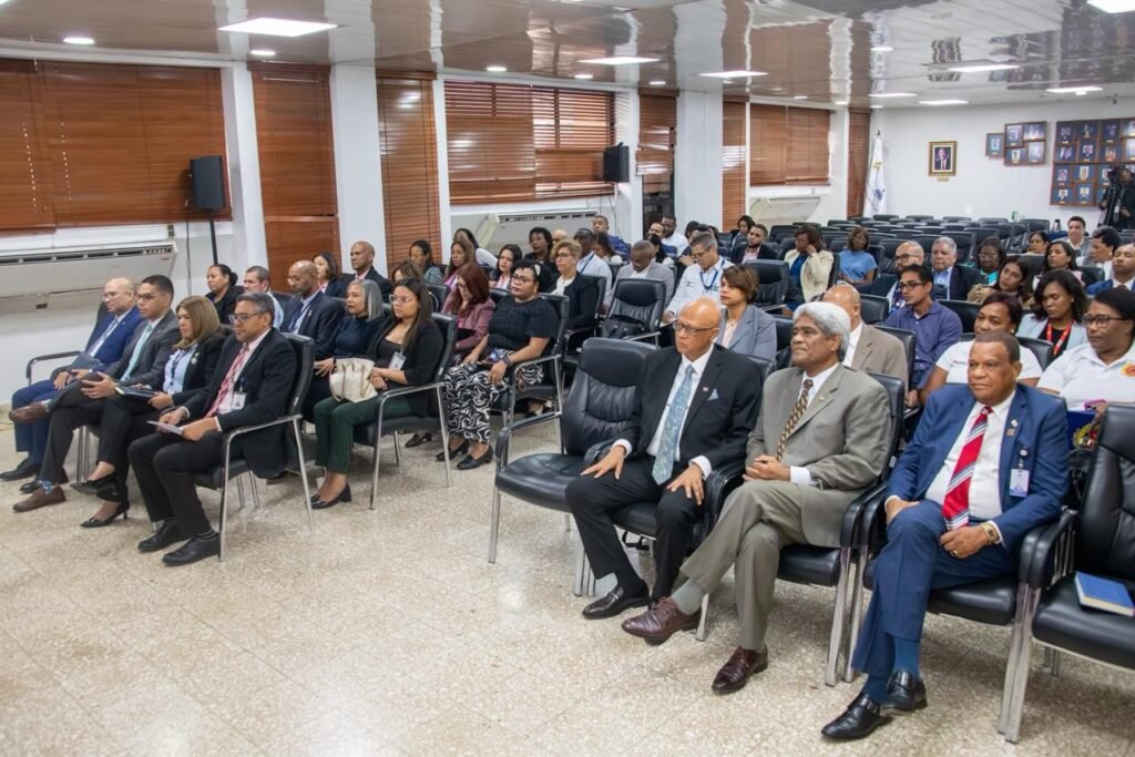 Responsables de las areas administrativas y financieras de instituciones Digecog realiza jornadas técnicas sobre contabilidad gubernamental