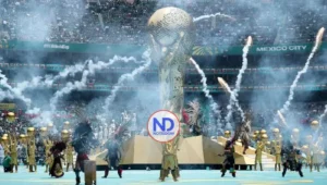 Shakira y otros artistas latinos ponen a vibrar el Estadio Azteca