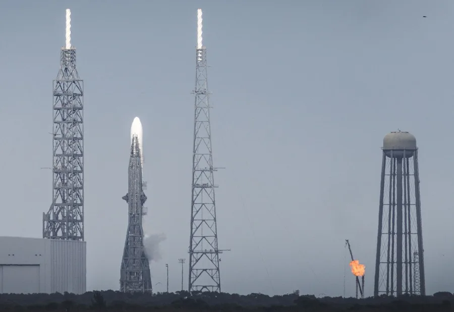 cohete New Glenn Blue Origin prevé lanzar este año su cohete New Glenn, pese a la explosión en una prueba
