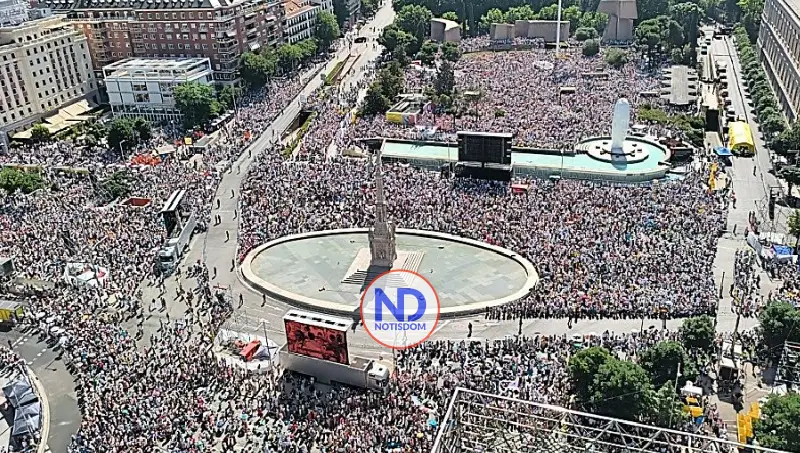 Papa encabeza multitudinarios actos en la capital española