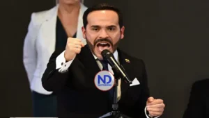 De La Espriella acusa a Petro de orquestar un «golpe de Estado»