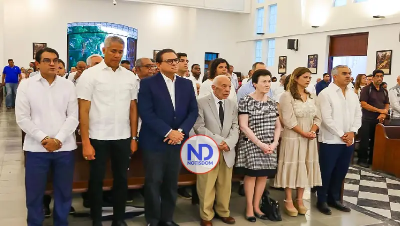 Destacan legado de Antonio Guzmán durante misa por 44 aniversario de su fallecimiento 2 Destacan legado de Antonio Guzmán durante misa por 44 aniversario de su fallecimiento