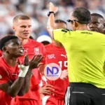 La IFAB admite que la expulsión de Embolo ante Argentina fue un error arbitral