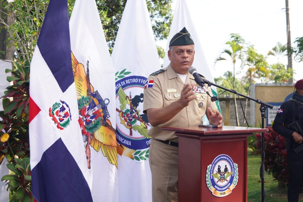 Carlos Antonio Fernandez Onofre 13 Mide lleva jornada de salud a 2,500 personas en Sabana de la Mar, Hato Mayor