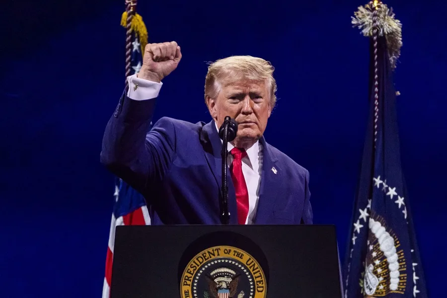 Trump exalta la «grandeza» de los EE.UU. en su 250 aniversario 4 Donald Trump 244 Trump exalta la «grandeza» de los EE.UU. en su 250 aniversario