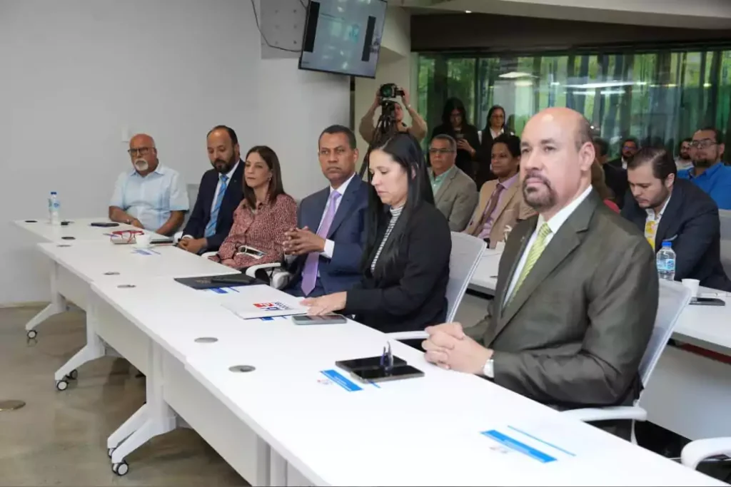 Gómez Mazara pide a universidades liderar la transformación digital de RD 4 Gomez Mazara Gómez Mazara pide a universidades liderar la transformación digital de RD