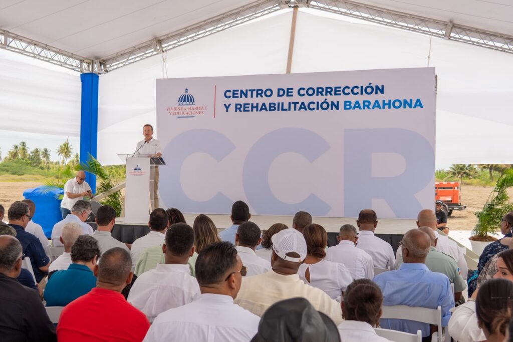 Mivhed inicia construcción del CCR Barahona con capacidad para 800 internos 4 Ito Bisono 9 Mivhed inicia construcción del CCR Barahona con capacidad para 800 internos