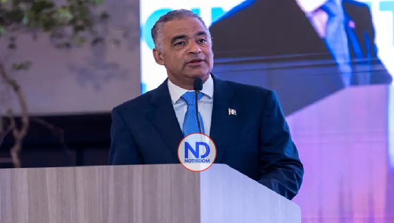 Gobierno entrega ambulancias para emergencias en Sánchez Ramírez