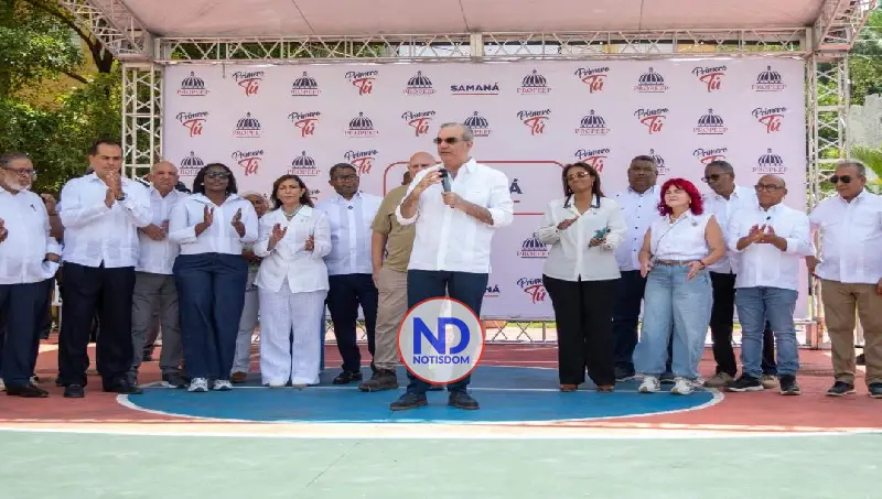 Abinader destaca inversión del Gobierno obra social Samaná
