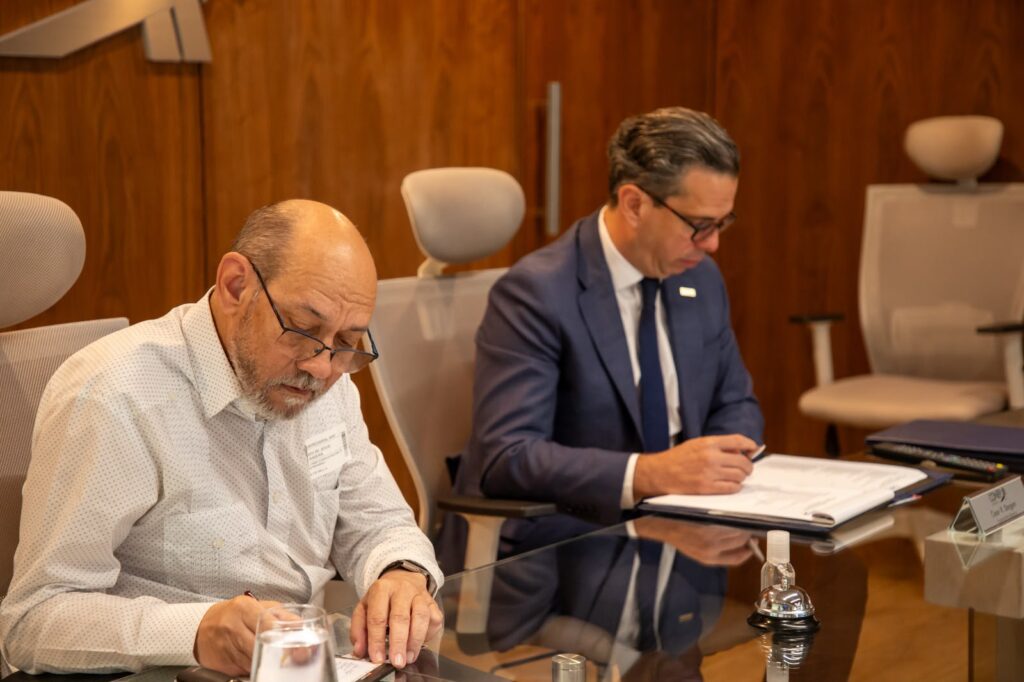 Abordan estrategias para fortalecer la prevención sísmica y riesgo en RD 3 Leonardo de Jesus Reyes Madera y Cesar Dargam Abordan estrategias para fortalecer la prevención sísmica y riesgo en RD