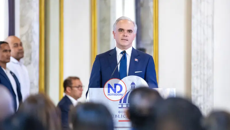 NOTISDOM FOTOS PF2026 2026 07 08T191001.452 Abinader reconoce a maestros ejemplares con la Medalla al Mérito Magisterial 2026 [Video]