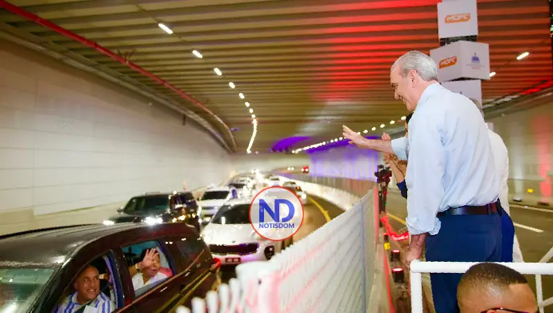 Abinader inaugura túnel de la Plaza de la Bandera y transforma la salida hacia la región Sur 8 NOTISDOM FOTOS PF2026 2026 07 19T205523.835 Abinader inaugura túnel de la Plaza de la Bandera y transforma la salida hacia la región Sur