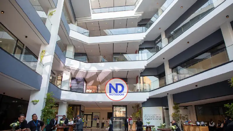 Abinader inaugura nuevo centro comercial en Arroyo Hondo que generará más de 450 empleos 4 NOTISDOM FOTOS PF2026 2026 07 21T234649.245 Abinader inaugura nuevo centro comercial en Arroyo Hondo que generará más de 450 empleos