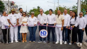 Abinader entrega la nueva playa El Faro y anuncia un paquete de obras para SPM [video]