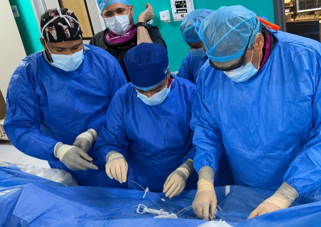 PREQUIRURGICO 1 Cedimat realiza primer procedimiento de litotricia intravascular coronaria con balón en el país