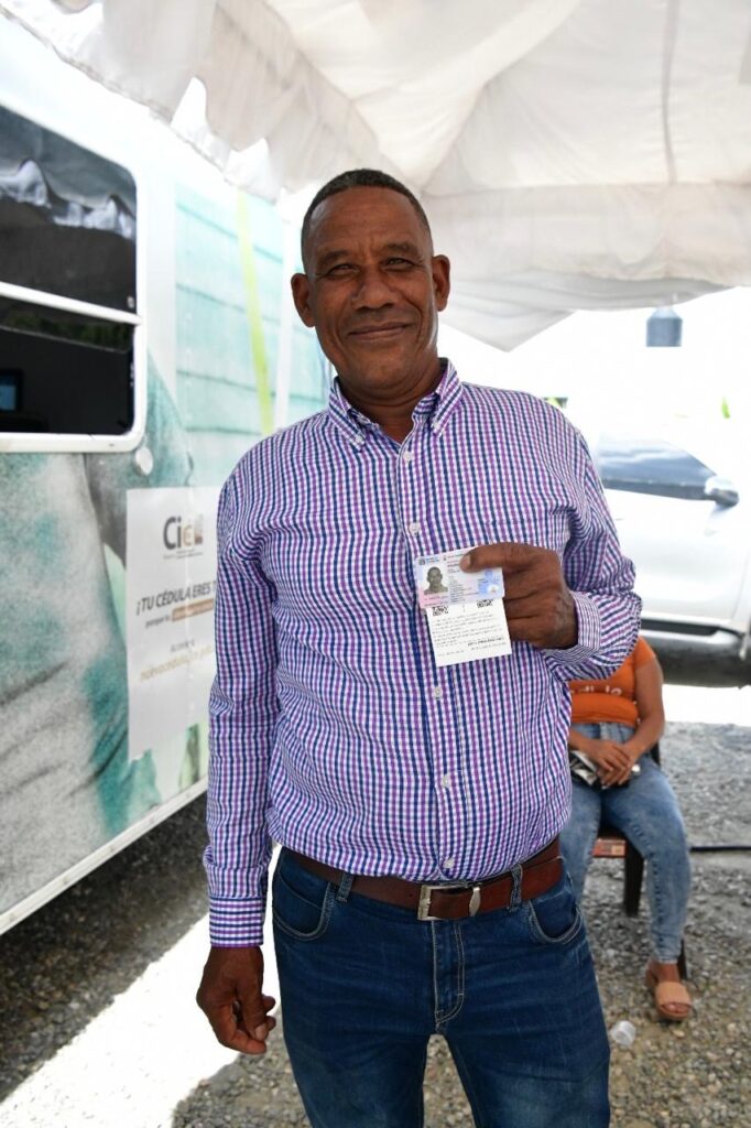 JCE entrega más de mil nuevas cédulas durante jornada especial en Pedro Corto 5 Pedro Corto JCE entrega más de mil nuevas cédulas durante jornada especial en Pedro Corto
