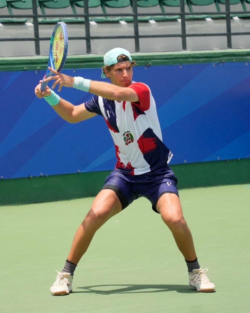Peter Bertran Tenis RD va por oro este viernes ante Colombia en Copa de Naciones
