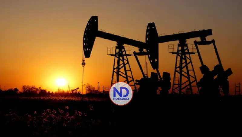 Precios del petróleo cierran con ligera baja; sigue la expectativa