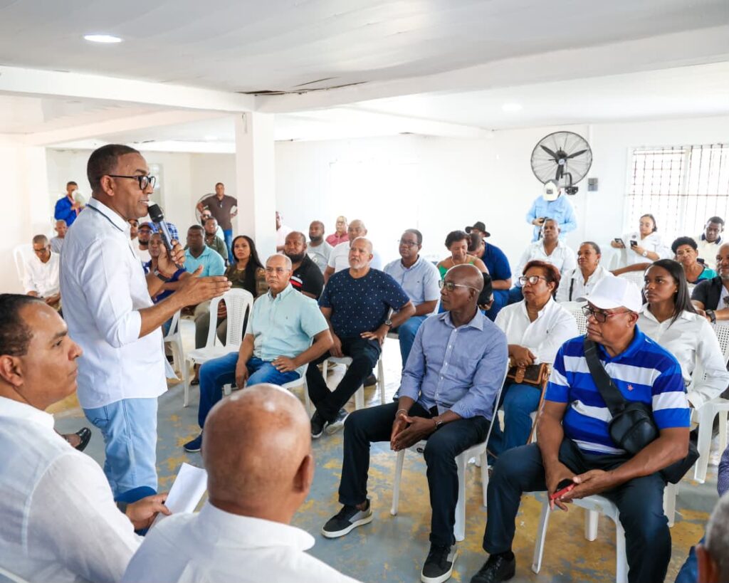 Víctor Pichardo lidera proceso de reestructuración y fortalecimiento del PRM en Monte Plata 3 Victor Pichardo 1 Víctor Pichardo lidera proceso de reestructuración y fortalecimiento del PRM en Monte Plata