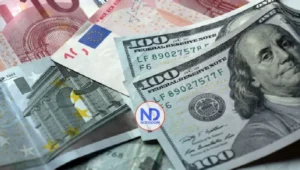 El dólar bajó 14 cts. y el euro 10; eran vendidos a $59.05 y $69.69