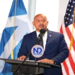 Dominicano Brian DePeña seguirá en la alcaldía Lawrence