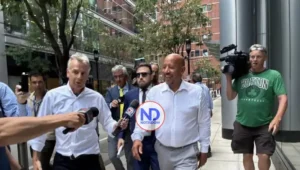 Corte de Boston otorga libertad al alcalde Brian DePeña