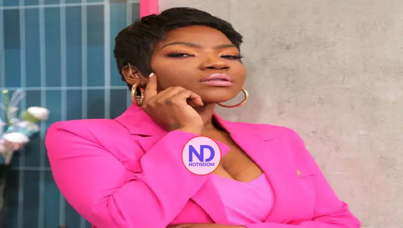 Chiky Bombom regresa a Telemundo tras polémica y pide que se respete su trayectoria