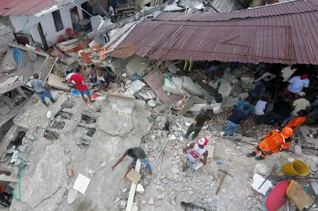 El presidente De la Espriella confirma 111 muertos y 87 heridos tras el terremoto de magnitud 7,4 que sacudió Colombia 4 Colombia 7 El presidente De la Espriella confirma 111 muertos y 87 heridos tras el terremoto de magnitud 7,4 que sacudió Colombia