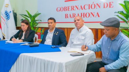 DIECOM realiza encuentros con funcionarios en la región Sur 3 Delvi Santos DIECOM realiza encuentros con funcionarios en la región Sur