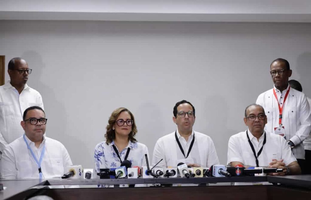 Expandir imagenInfografia Abinader agradece su elección como presidente del PRM para el período 2026-2030