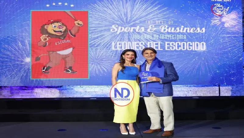 Leones reciben reconocimiento de Best of DR por sus 105 años