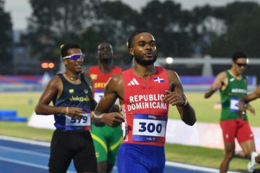 Paulino y Moronta se imponen 400 metros; karate gana 3 oro 3 Gabriel Moronta Paulino y Moronta se imponen 400 metros; karate gana 3 oro
