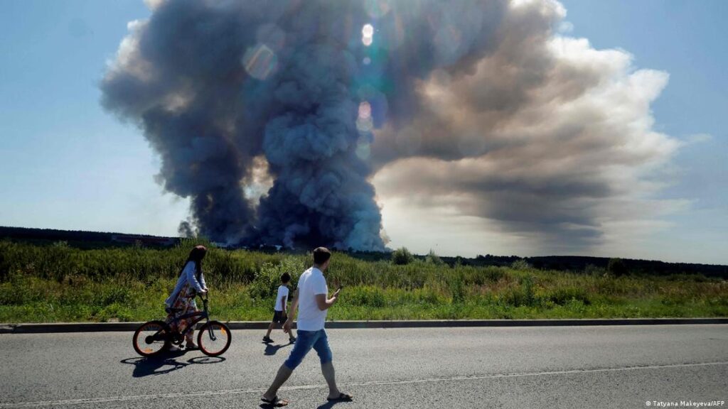 18 muertos en ataques cruzados entre tropas de Rusia y Ucrania 3 Incendio en el centro logistico de Wildberries 18 muertos en ataques cruzados entre tropas de Rusia y Ucrania